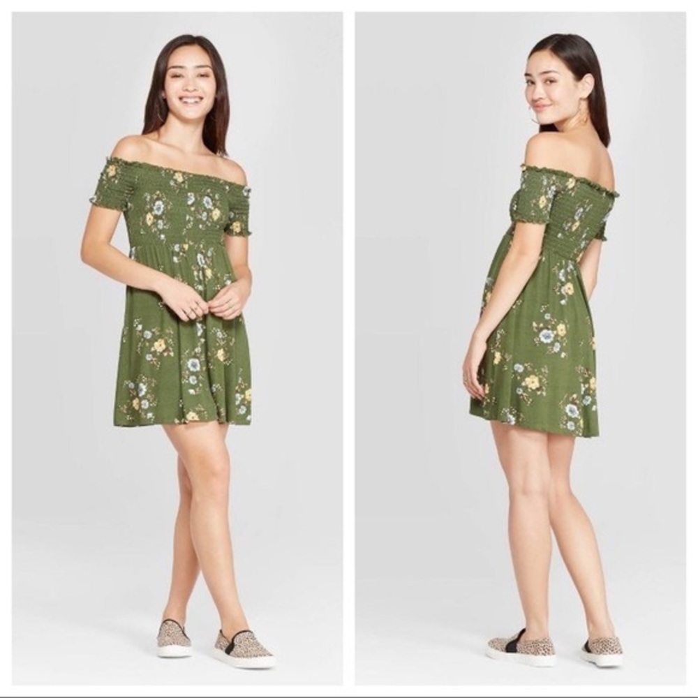 Super cute dress that is perfect for spring! Never worn, with tags.#xhilaration